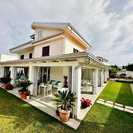 Invilla Bed&Breakfast - Quality Rooms Santa Maria di Castellabate Exteriér fotografie