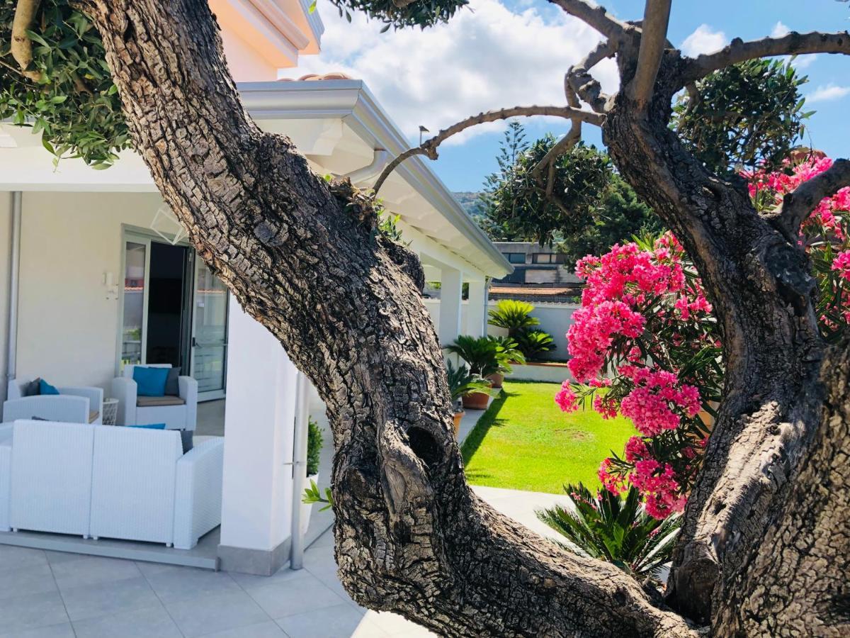 Invilla Bed&Breakfast - Quality Rooms Santa Maria di Castellabate Exteriér fotografie