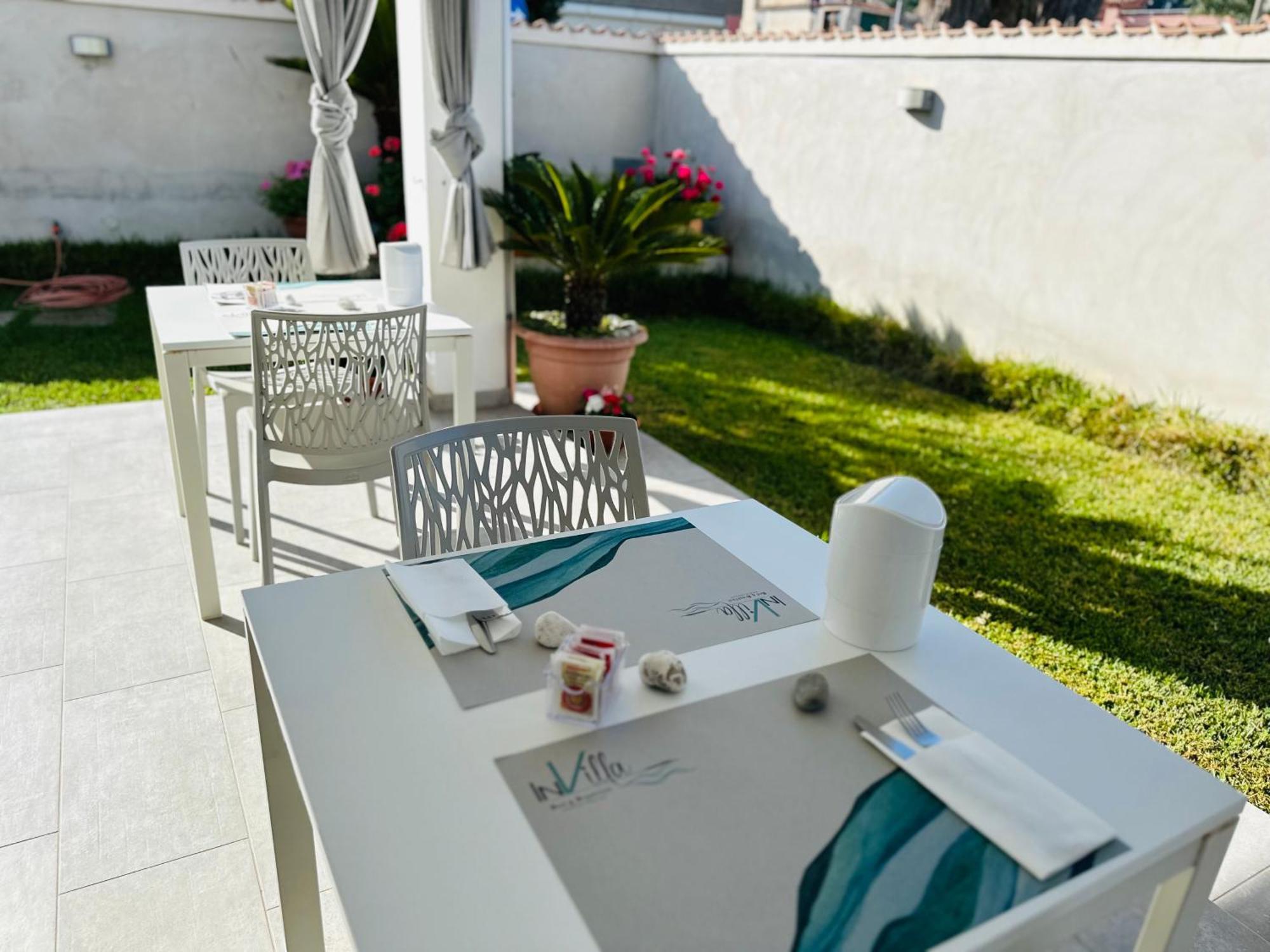Invilla Bed&Breakfast - Quality Rooms Santa Maria di Castellabate Exteriér fotografie